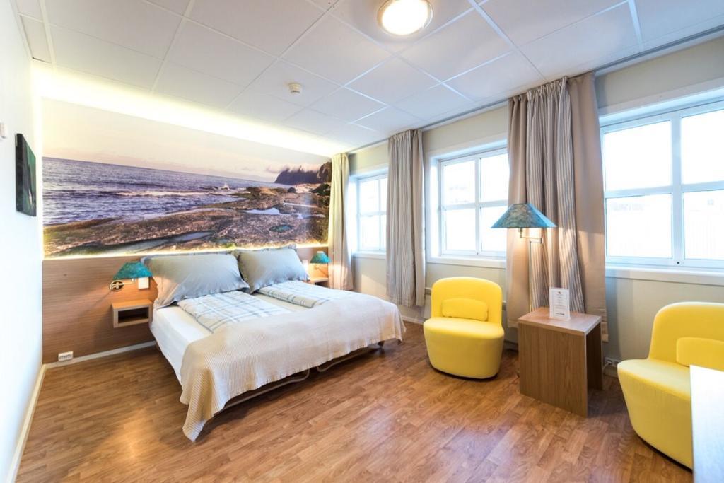 Senja Hotell Finnsnes Esterno foto