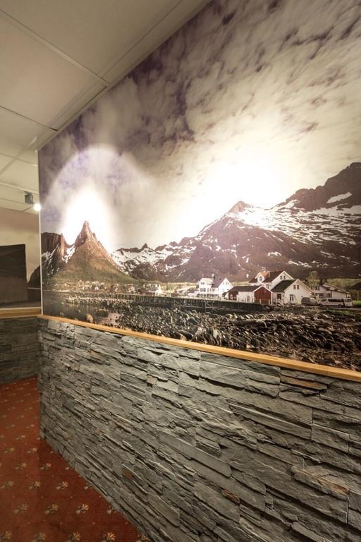 Senja Hotell Finnsnes Esterno foto